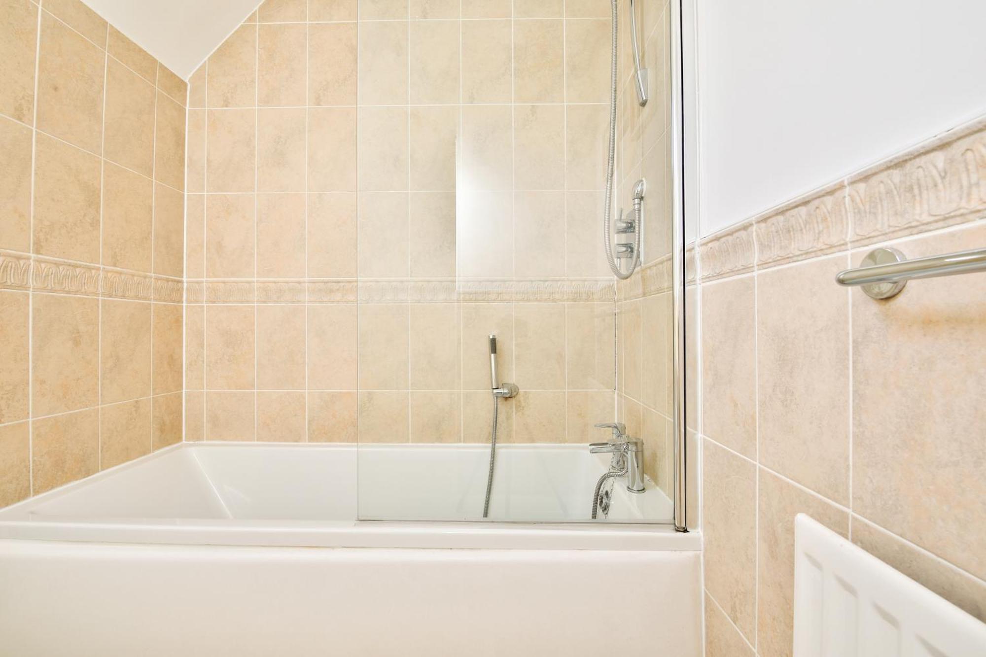 Stayright 2 Bed Beach House With Private Parking- Next To Barry Beach And Jackson Bay Екстериор снимка